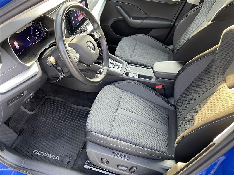 Škoda Octavia 2,0 TDI 110KW DSG STYLE ČR. - fotka 18 z 30