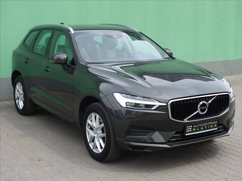 Volvo XC60 2,0 140kW 4x4 MOMENTUM - fotka 11 z 73