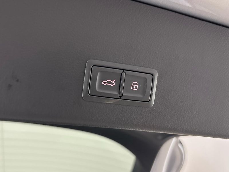 Audi A6 quattro S tronic - fotka 29 z 29
