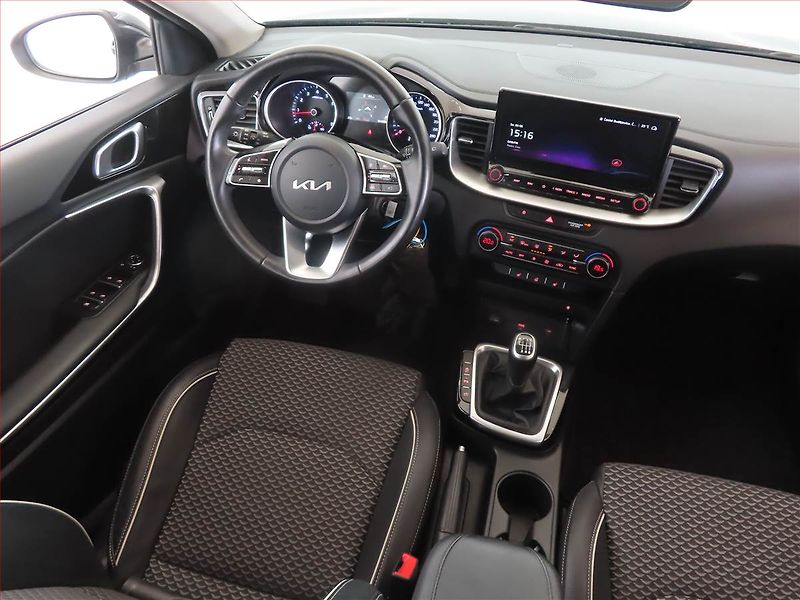 Kia XCeed (2024) Exclusive 1.5 T-GDI - fotka 7 z 14