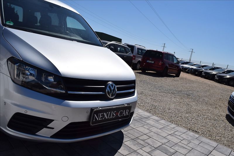 Volkswagen Caddy 2,0 TDI 75KW ODPOČET 2XPNEU - fotka 13 z 50