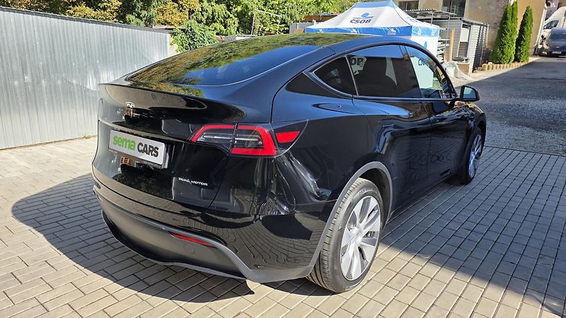 Tesla Model Y (2023) LR AWD DE Záruka SoH 93% - fotka 4 z 38