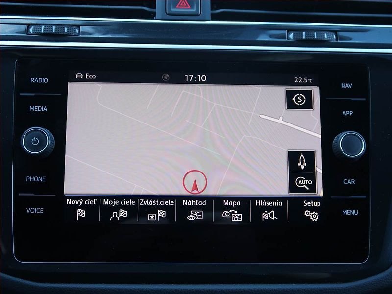 Volkswagen Tiguan (2018) 2.0 TDI, 4X4, Automat, Navi - fotka 18 z 19