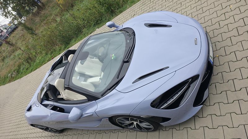 McLaren 720S (2023) SPIDER záruka-MSO-SKY ROOF-TOP - fotka 18 z 19