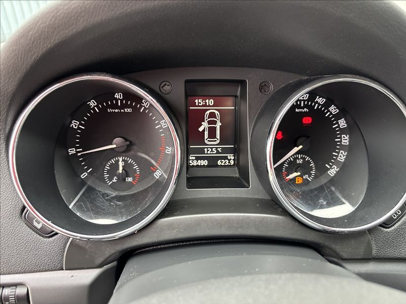 Škoda Yeti 1.2 TSi Ambition - fotka 10 z 14