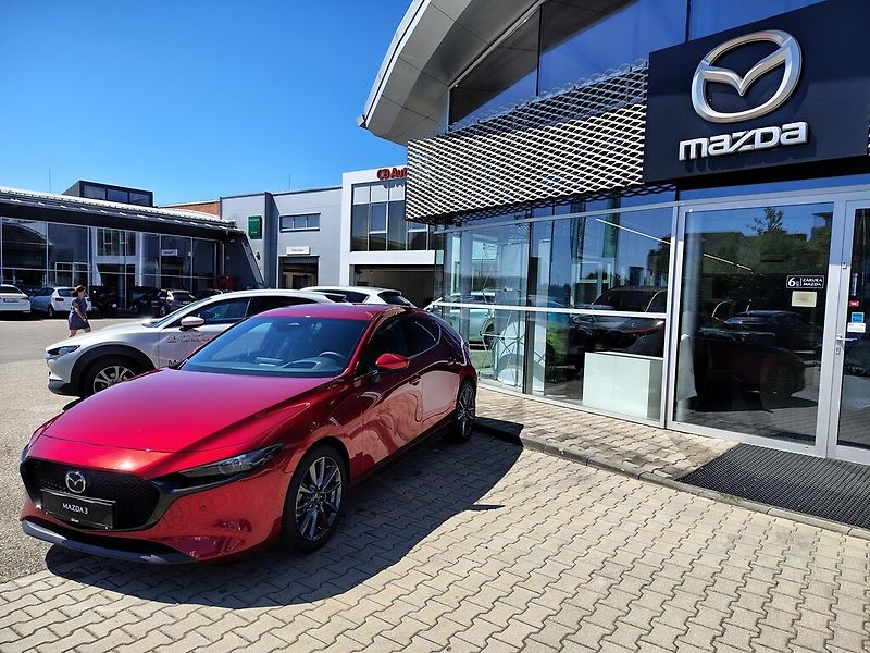 Mazda 3 (2026) 2,5L e-SKYACTIV G - fotka 2 z 8
