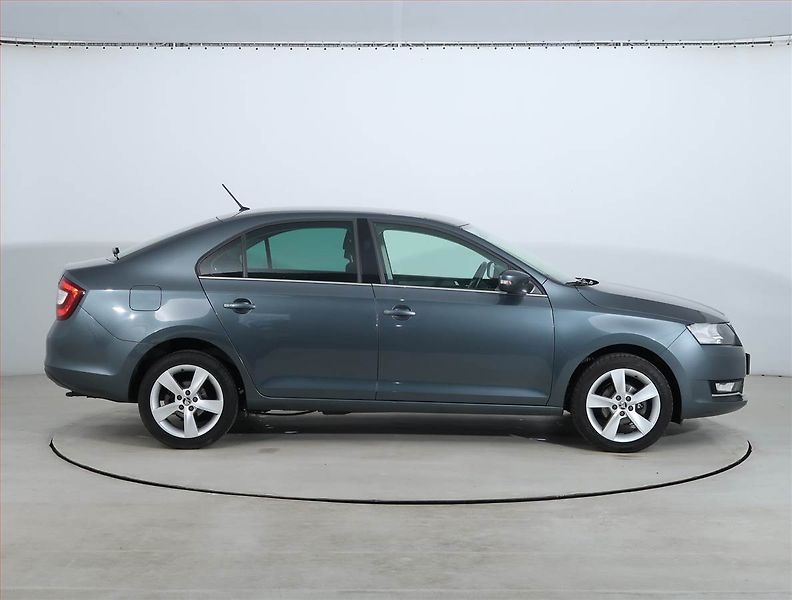 Škoda Rapid (2019) Style 1.0 TSI, ČR,1.maj - fotka 6 z 16