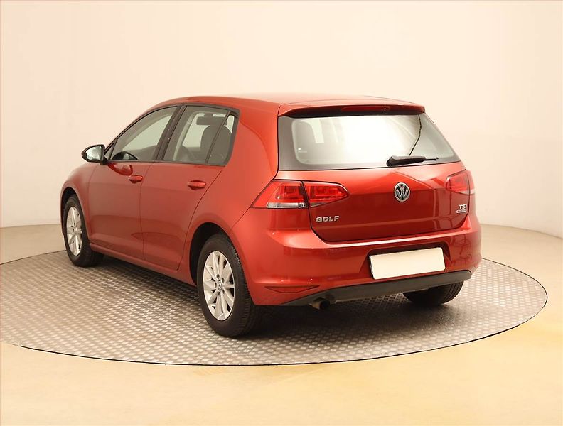 Volkswagen Golf (2014) Comfortline 1.2 TSI - fotka 4 z 23