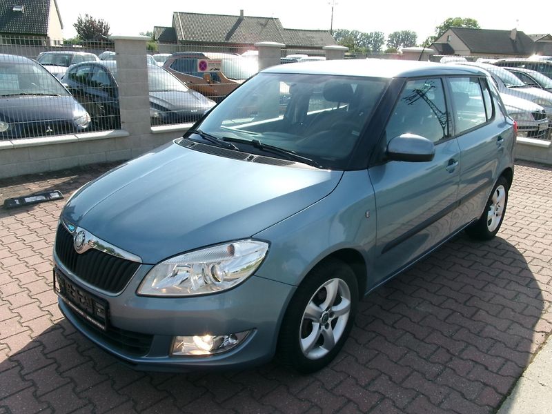 Škoda Fabia (2010) 1,2TSi ELEGANCE AC ALU - fotka 2 z 28