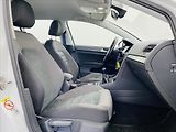 Volkswagen Golf 1,6 TDI 85kW LED Comfortline - náhled 8