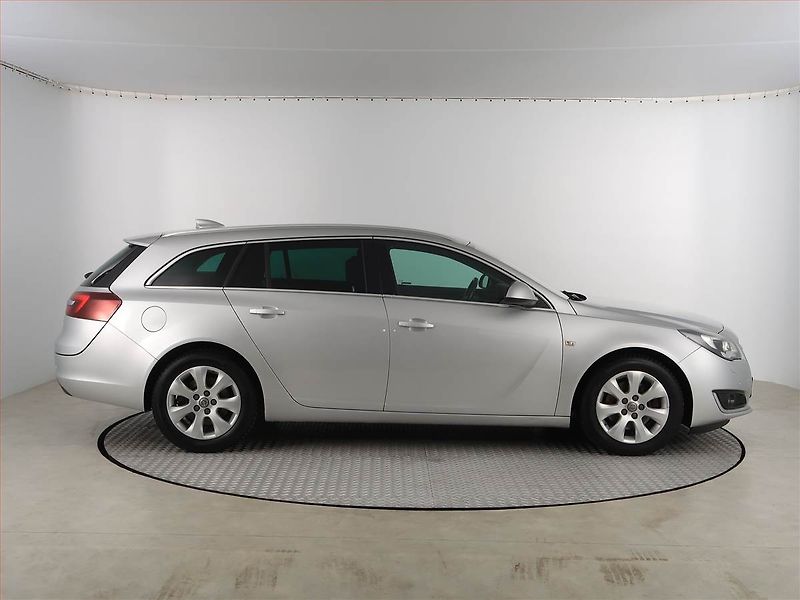 Opel Insignia (2016) 2.0 CDTI, Serv.kniha - fotka 6 z 16