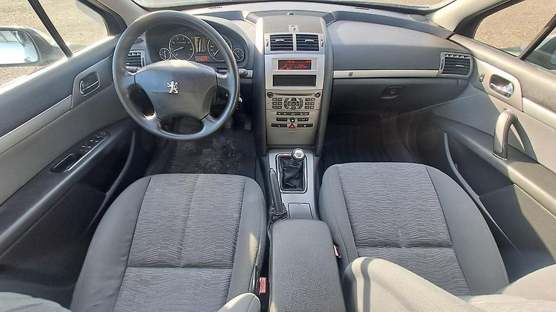 Peugeot 407 1.8i Klima - fotka 12 z 23