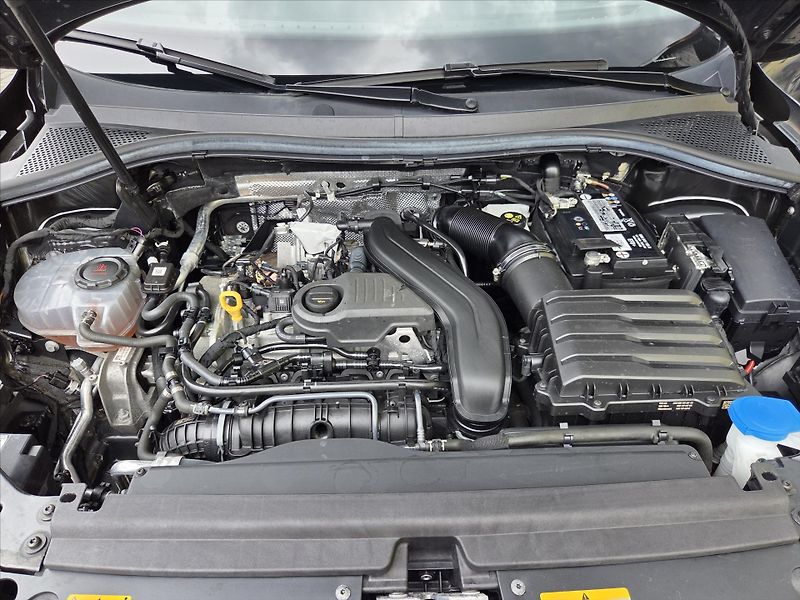 Volkswagen Tiguan 1,5 TSi evo DSG Life 1.maj 16V - fotka 22 z 25