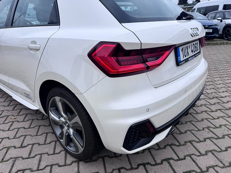 Audi A1 (2019) 2,0 TFSI 147 KW S-LINE DPH - fotka 13 z 50