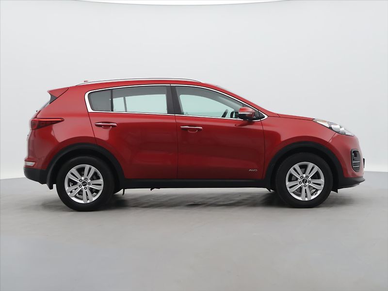Kia Sportage 2,0 CRDI 136kW Aut. 4x4 Deluxe - fotka 8 z 28