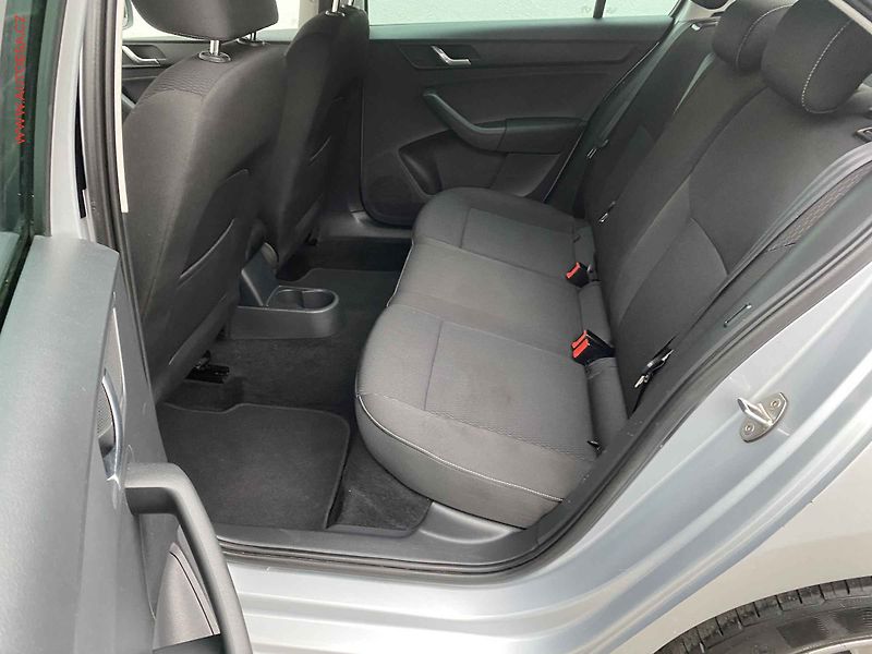 Škoda Rapid (2013) 1.2 TSi, Ambition, TZ - fotka 10 z 17