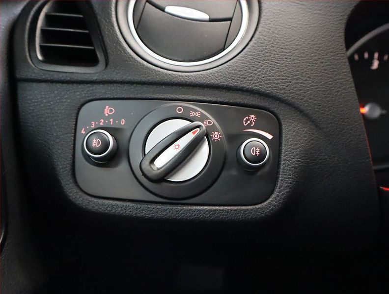 Ford Galaxy (2013) 2.0 TDCi, 7 míst, Navi - fotka 17 z 20