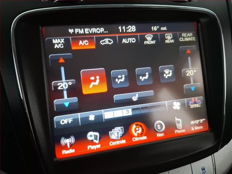 Fiat Freemont (2013) 2.0 MultiJet, 4X4, Automat - fotka 17 z 22