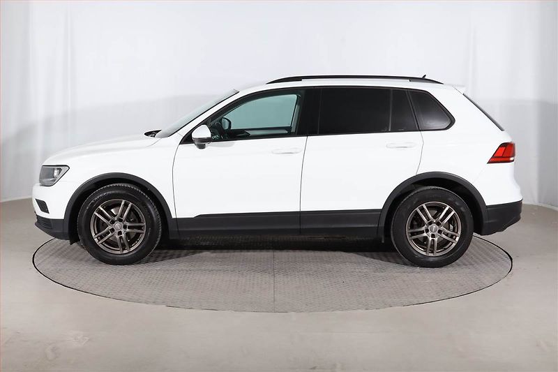 Volkswagen Tiguan (2019) 1.5 TSI, Tempomat - fotka 3 z 20