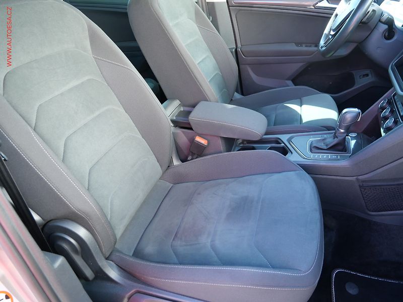 Volkswagen Tiguan (2019) 1.5 TSi, 1.maj,ČR - fotka 12 z 22