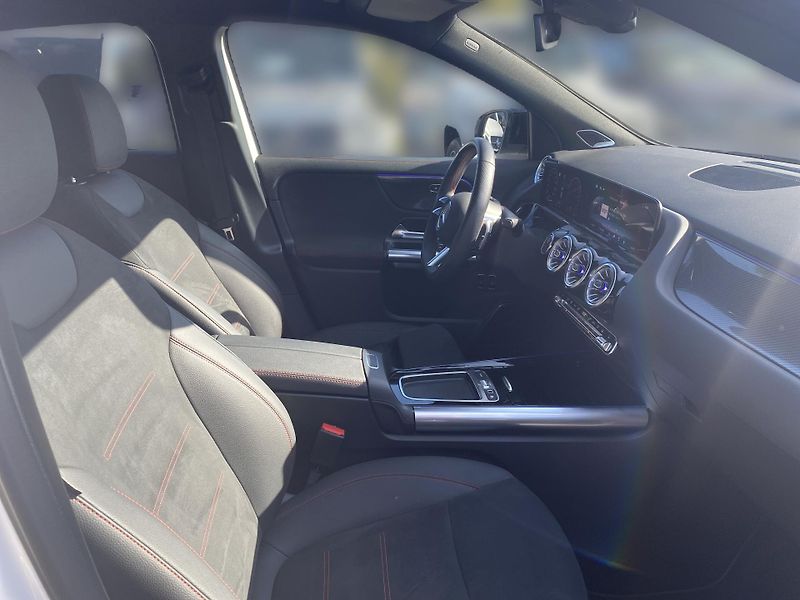 Mercedes-Benz GLA GLA 250e AMG - fotka 21 z 28