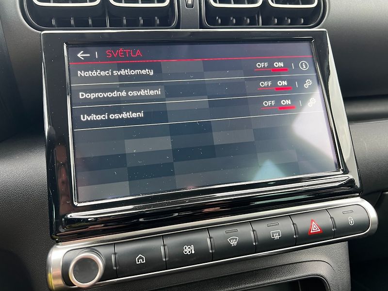Citroën C3 Aircross (2021) 1.2PT 81kW Feel! Navi! LED! - fotka 29 z 35