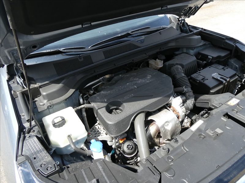 SsangYong Korando 1,5 T-GDI 120kW Style,ČR - fotka 35 z 38