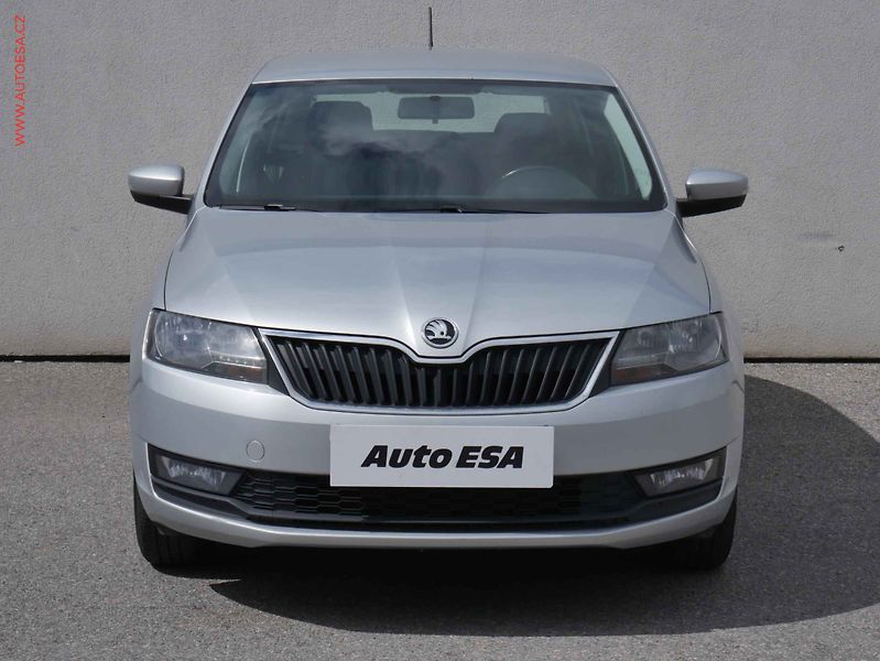 Škoda Rapid (2018) 1.0 TSI, 2.maj,ČR, AC - fotka 2 z 21