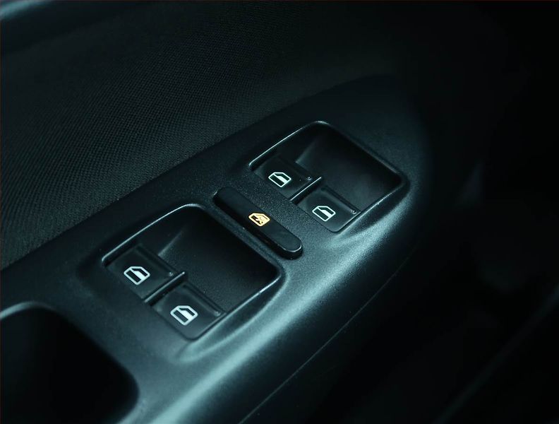 Škoda Octavia (2010) 1.2 TSI, Automat, Serv.kniha - fotka 16 z 17