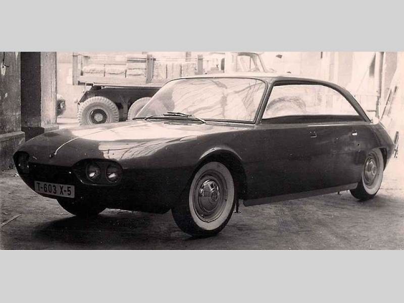Tatra 603 a její prototypy.