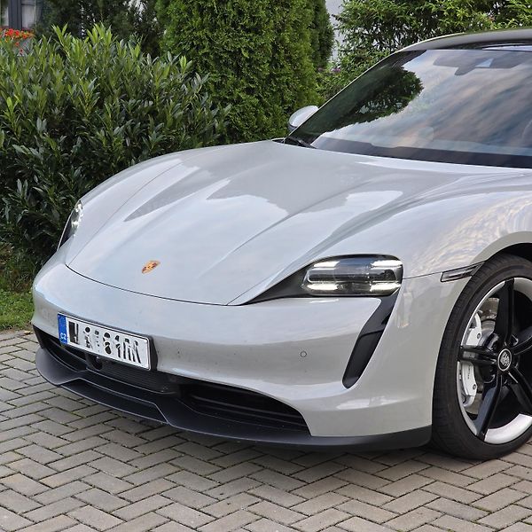 Porsche Taycan (2022) - fotka 4 z 26