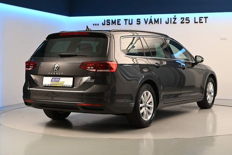 Volkswagen Passat (2023) 2.0 LED DSG ACC BUSINESS Kamer - fotka 5 z 29
