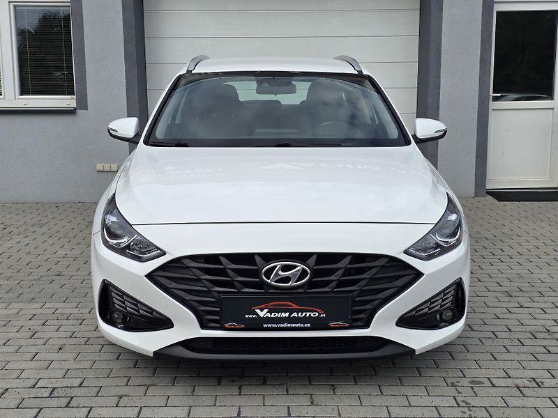 Hyundai i30 (2023) 1.0T-GDi 88kW Comfort ČR NOVÉ - fotka 5 z 21