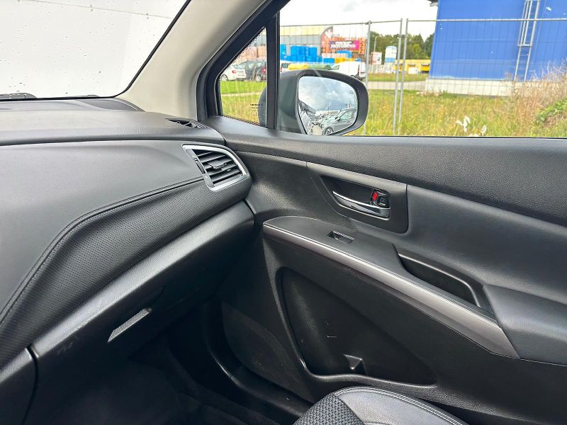 Suzuki S-Cross 1,4 BoosterJet Elegance AllGri - fotka 23 z 28