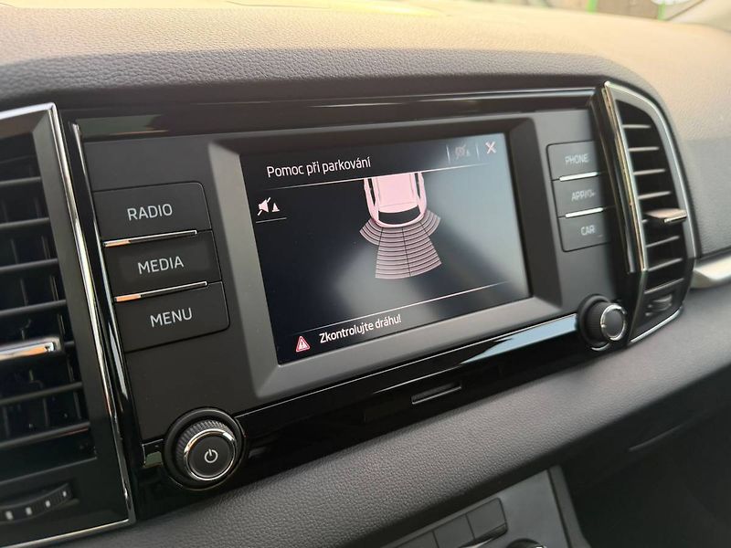 Škoda Karoq Ambition 2,0 TDI 85 kW 6° MP - fotka 21 z 37