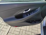 Hyundai i30 1,4DOHC 16V,73kW,Top KM - náhled 22