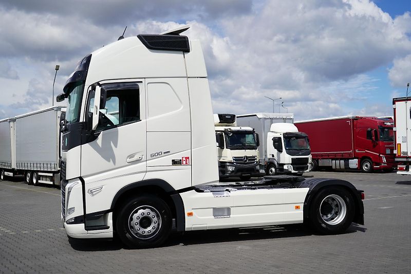 Volvo FH (2022) 500 / I – SAVE / XL / EURO 6 / - fotka 3 z 49