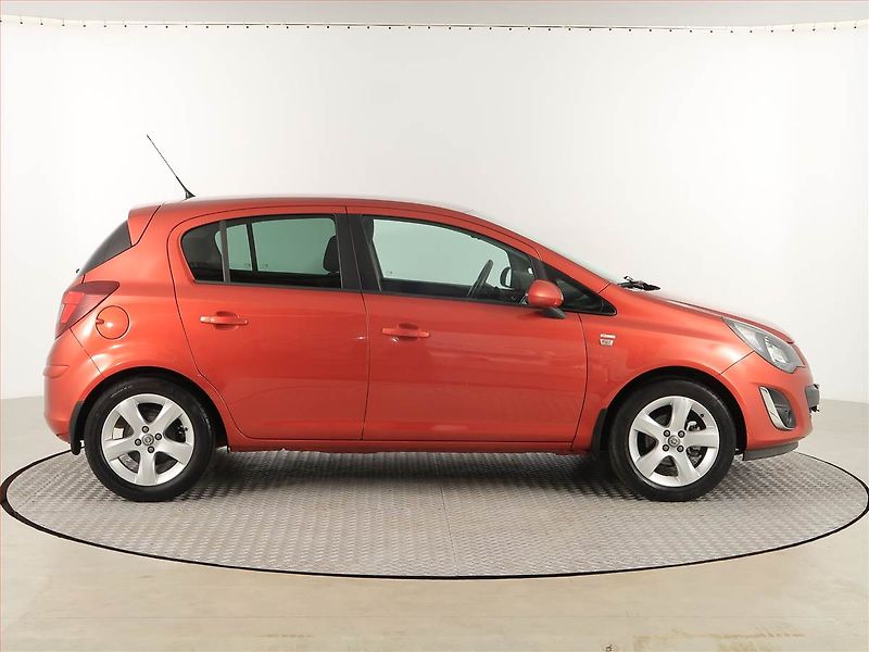 Opel Corsa (2013) 1.2, Serv.kniha - fotka 6 z 17