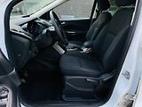 Ford Kuga 2.0TDCi 4x4 MAN SERVISKA TAŽNÉ - náhled 24
