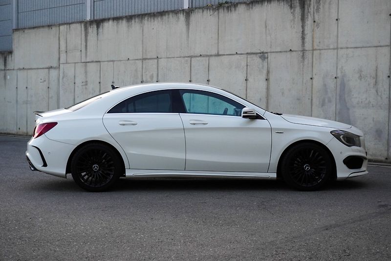 Mercedes-Benz CLA 250 160kW AMG - fotka 15 z 31