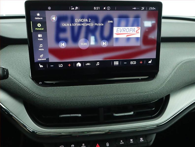 Škoda Enyaq (2021) Suite iV 80 (82 kWh), SoH 93% - fotka 12 z 23