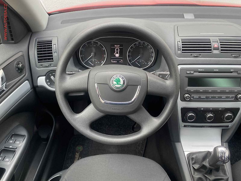 Škoda Octavia (2010) 1.2 TSi, Ambition, TZ - fotka 11 z 15