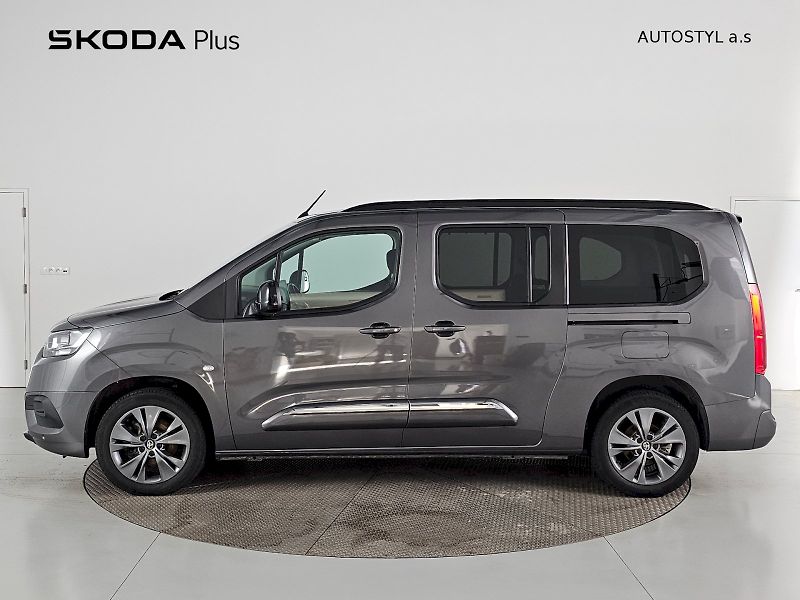 Toyota ProAce City Verso (2024) Long 1.2T FAMILY - fotka 3 z 30