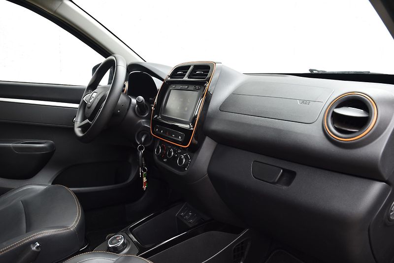 Dacia Spring ELECTRIC 45 (27kWh),NAVI,KŮŽE - fotka 40 z 50