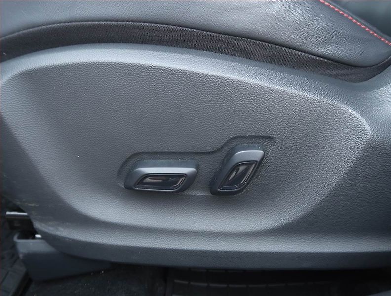 MG ZS (2025) 1.5, Serv.kniha, Kůže, Navi - fotka 20 z 20