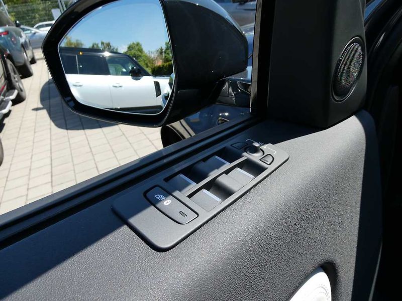 Land Rover Discovery Sport 1,5 Dynamic SE P270e - fotka 11 z 34