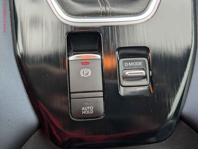 Nissan Qashqai (2022) 1.3DIG-T, 2.maj,ČR, LED - fotka 20 z 21