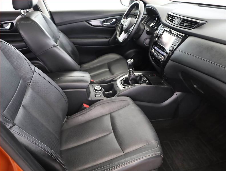 Nissan X-Trail (2017) 2.0 dCi, 4X4, Serv.kniha - fotka 7 z 21