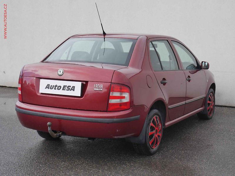 Škoda Fabia (2004) 1.4TDi, ČR, AC, TZ, STK2/28 - fotka 4 z 17