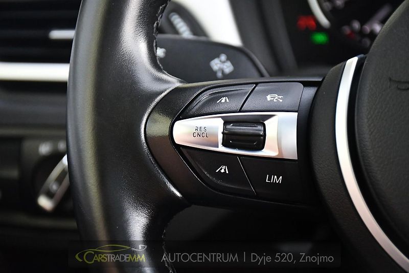 BMW X1 xDrive20d M-SPORT ČR - fotka 28 z 52